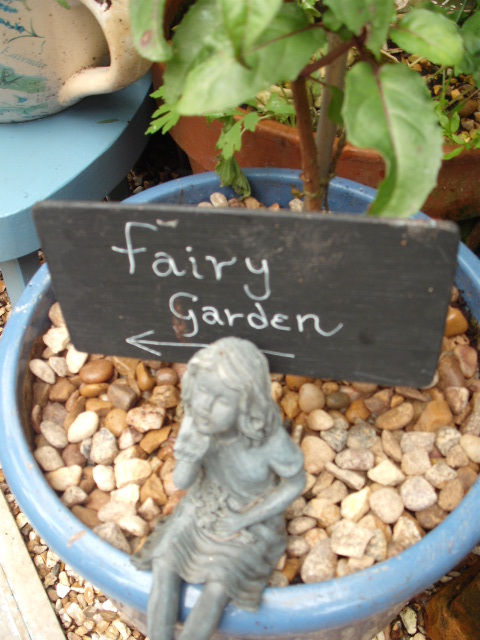 This way to the Fairy Garden