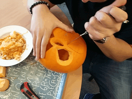 Cutting Pumpkin outline